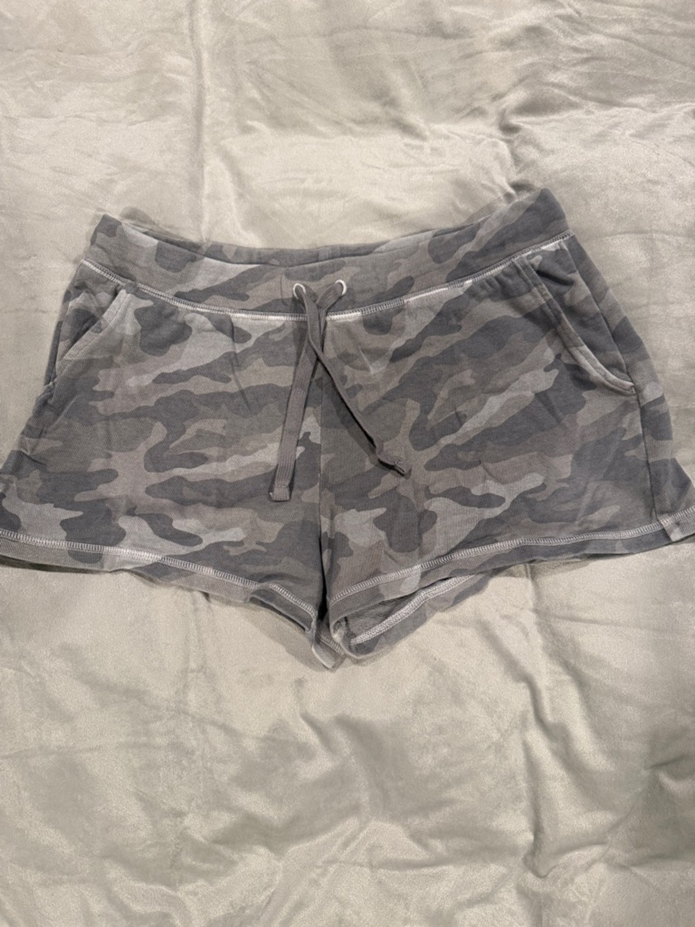 Old Navy Gray Camo Drawstring Athletic Shorts